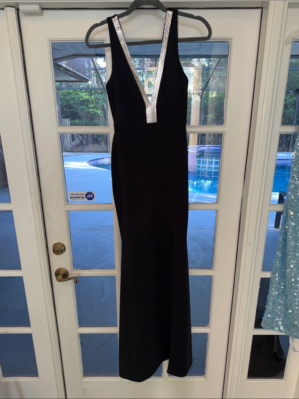 Lulu's Black Sequin-Trim Deep V Formal Gown - Picture 7 of 16